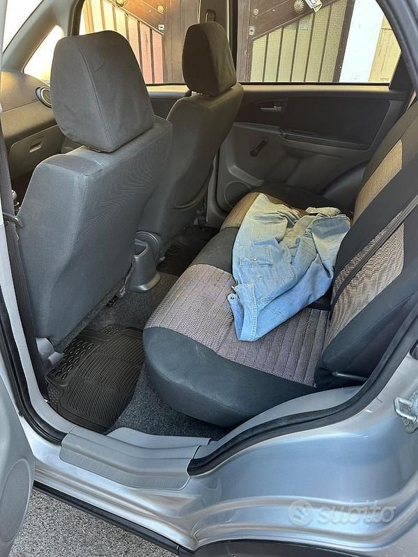 Usata Suzuki SX4 90 CV (66 kW) 2009 Grigio Utilitaria