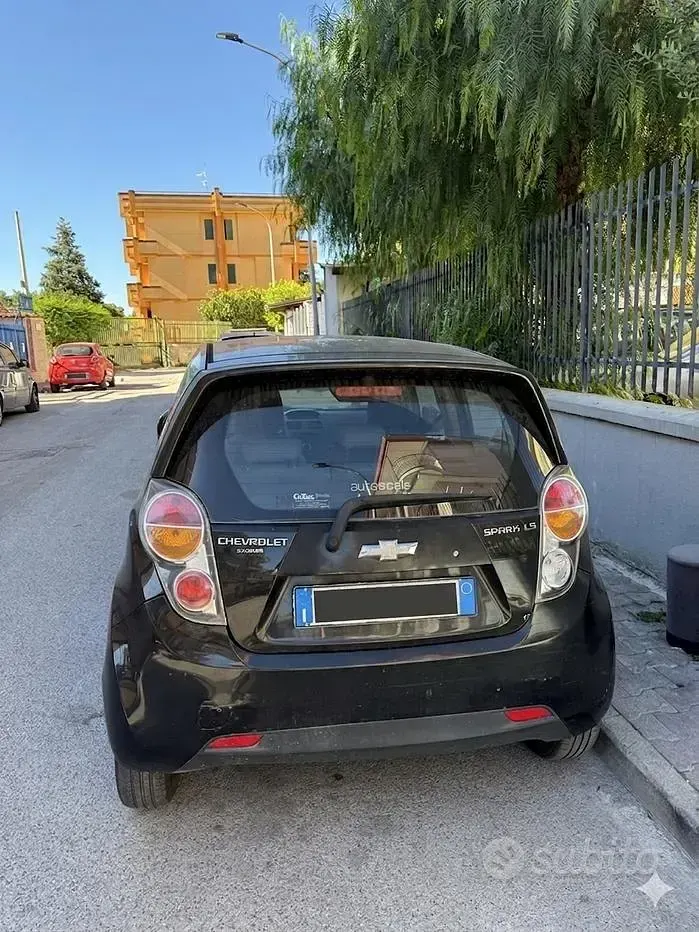 Usata Chevrolet Spark 68 CV (50 kW) 2014 Nero Utilitaria