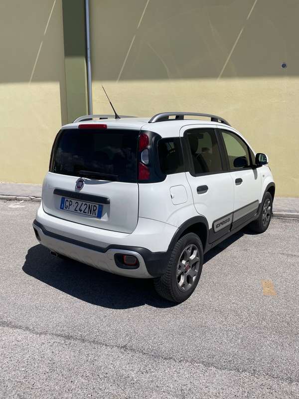 Usato 2018 Fiat Panda Cross 1.2 Diesel 95 CV (15.950 €)