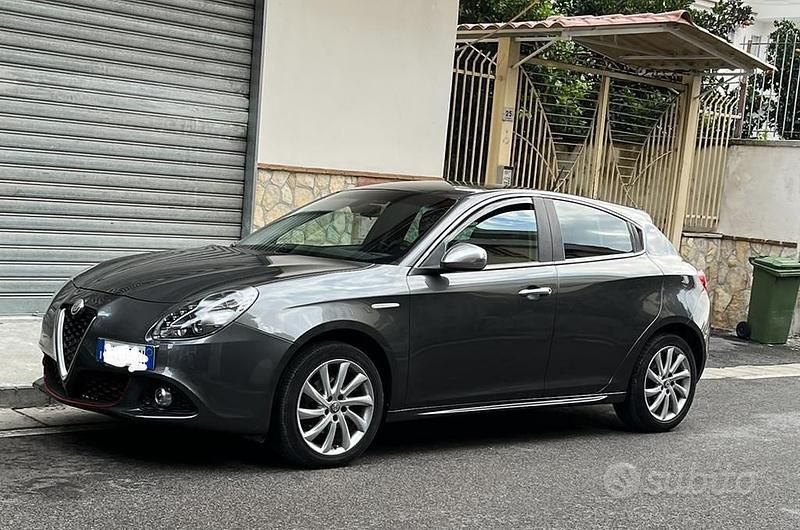 Usata Alfa Romeo Giulietta 120 CV (88 kW) 2012 Utilitaria