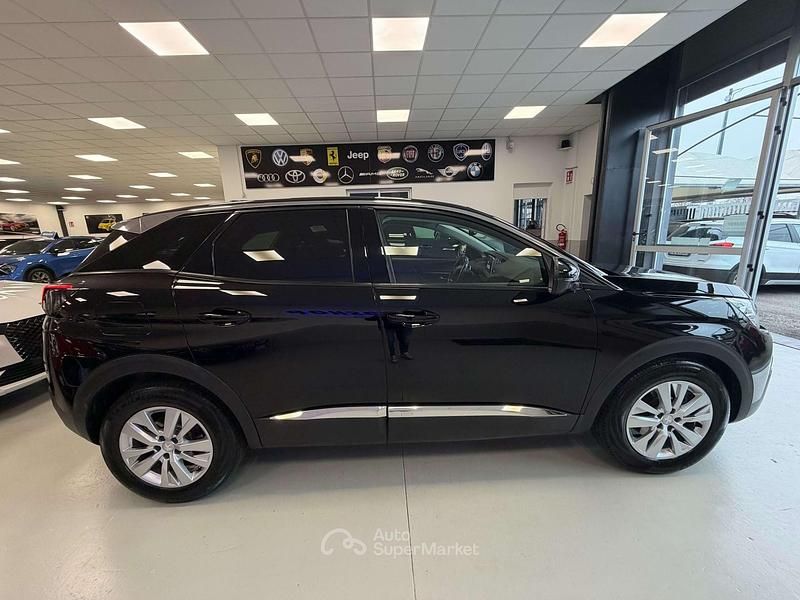 Usata Peugeot 3008 Business-Line 131 CV (96 kW) 2019 Nero SUV