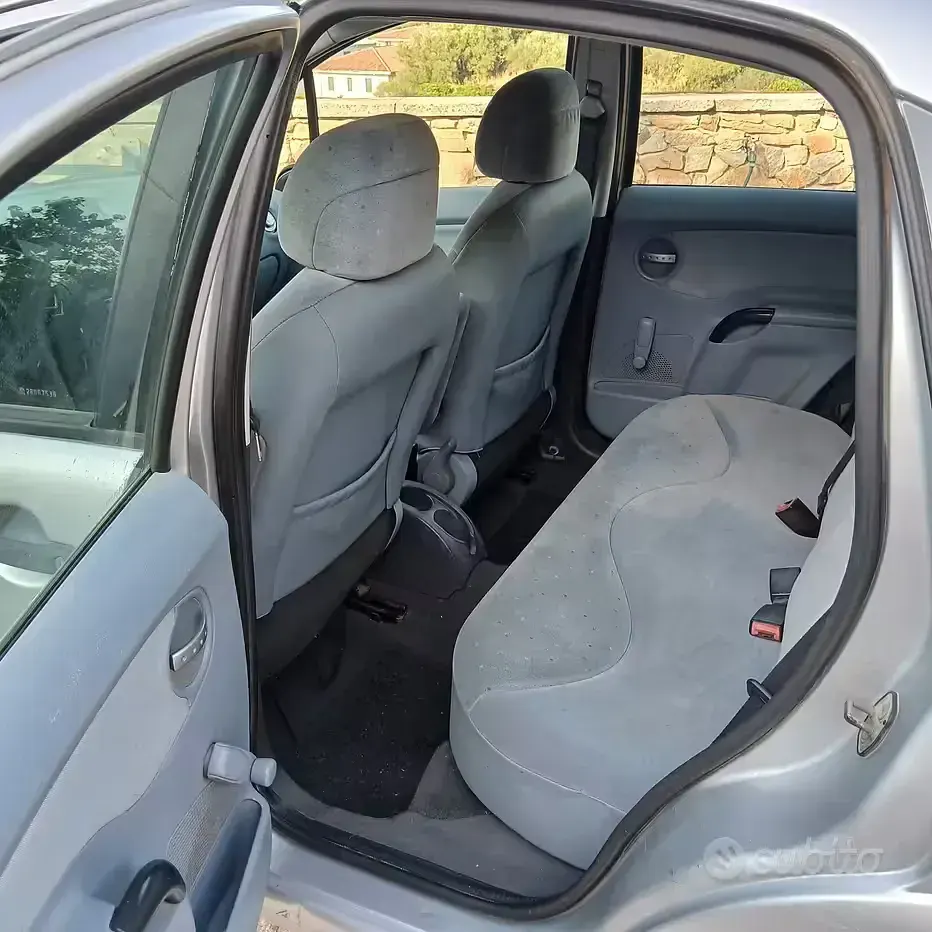Usata Citroën C3 60 CV (44 kW) 2002 Grigio Utilitaria