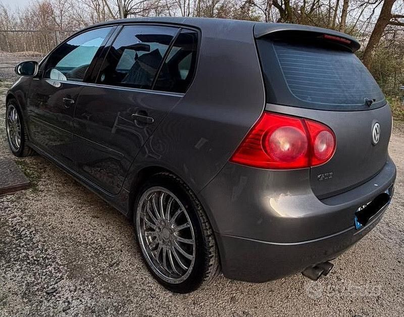 Begagnad VW Golf IV GTI 200 HK (147 kW) 2005 Grå Sedan