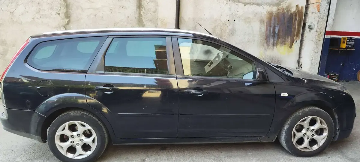 Usata Ford Focus Style 90 CV (66 kW) 2007 Blu/azzurro Station wagon