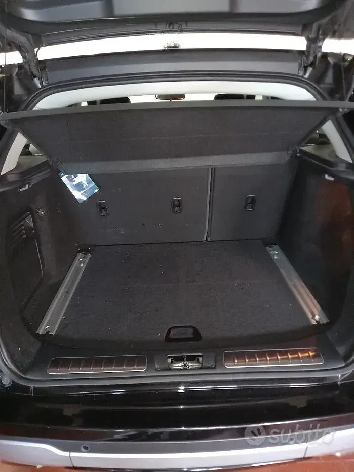 Usata Land Rover Range Rover evoque Dynamic 190 CV (139 kW) 2013 Nero SUV