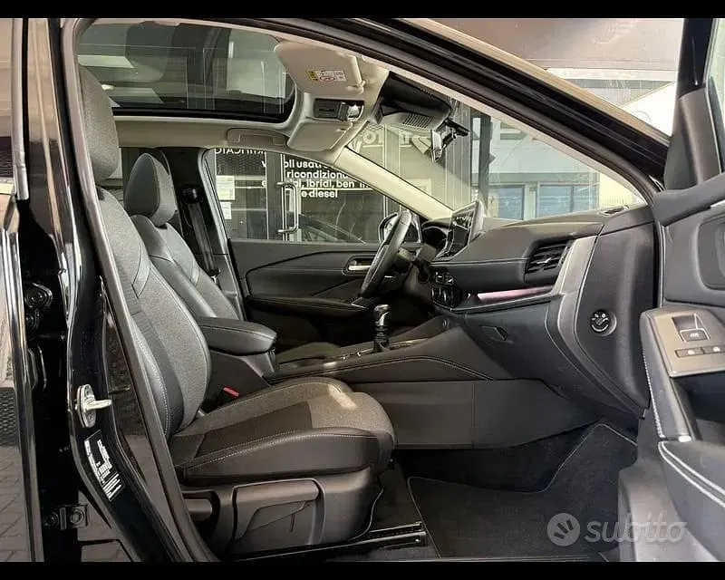 Usata Nissan Qashqai N-Connecta 140 CV (102 kW) 2025 Nero SUV