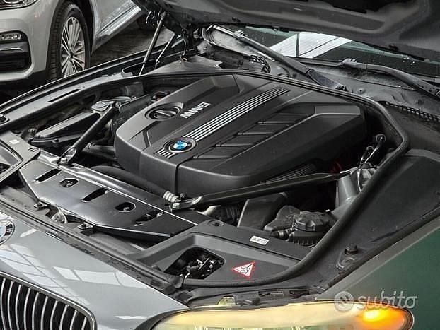 Usata BMW 520 Luxury Line 184 CV (135 kW) 2014 Grigio Station wagon