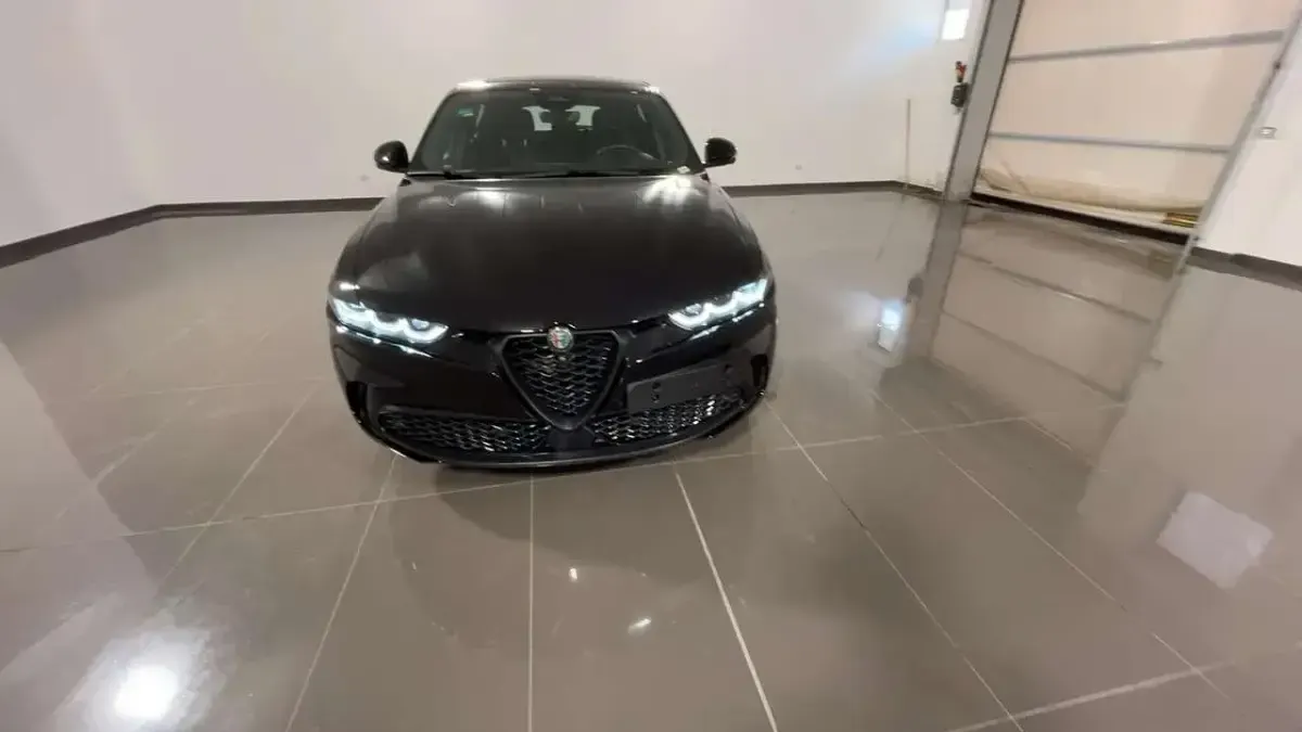 Usata Alfa Romeo Tonale Sprint 131 CV (96 kW) 2024 Nero metallizzato SUV