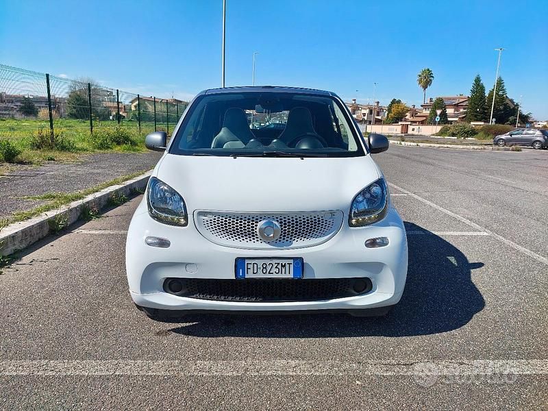 Usata Smart ForTwo Cabrio 2016 Bianco Cabrio