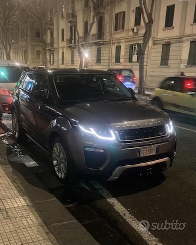 Usata Land Rover Range Rover evoque 150 CV (110 kW) 2017 Grigio SUV