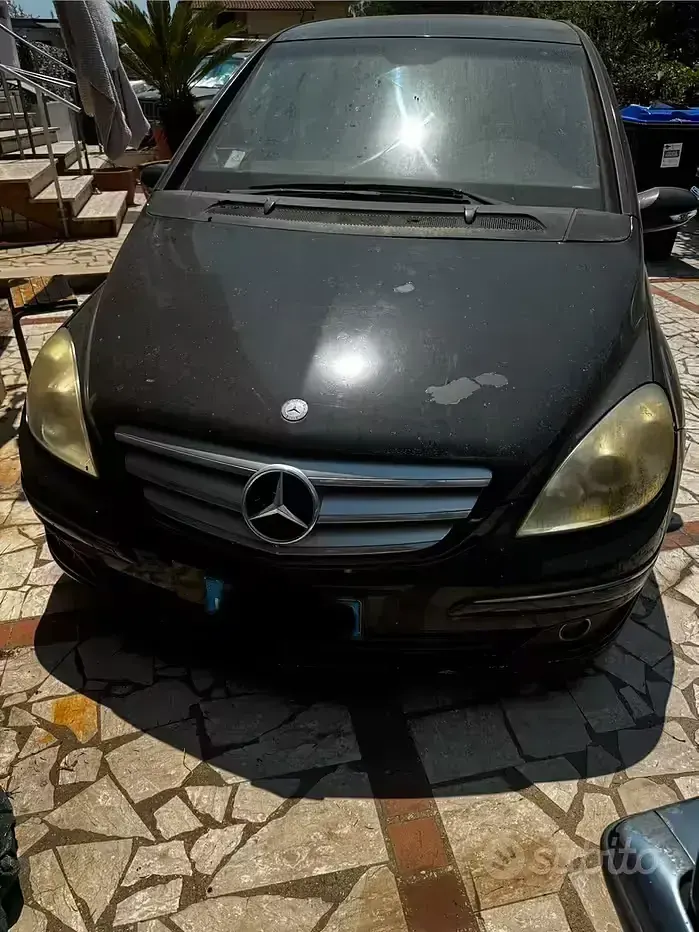 Usata Mercedes B180 2008 Nero Monovolume
