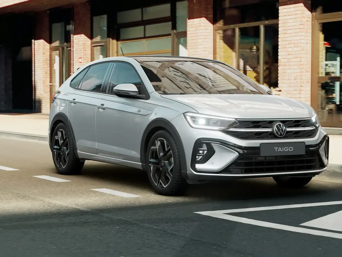 Nuova VW Taigo R-line Plus 115 CV (84 kW) 2026 Reflex silver metallizzato SUV