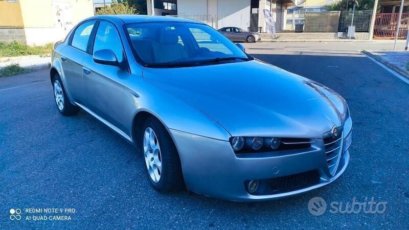 Usata Alfa Romeo 159 Progression 150 CV (110 kW) 2007 Argento Berlina