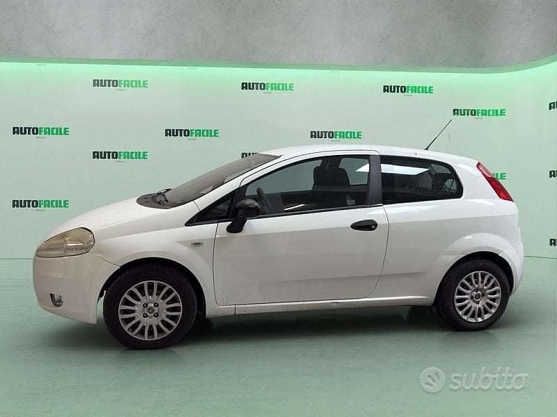 Usata Fiat Punto Dynamic 75 CV (55 kW) 2006 Bianco Berlina