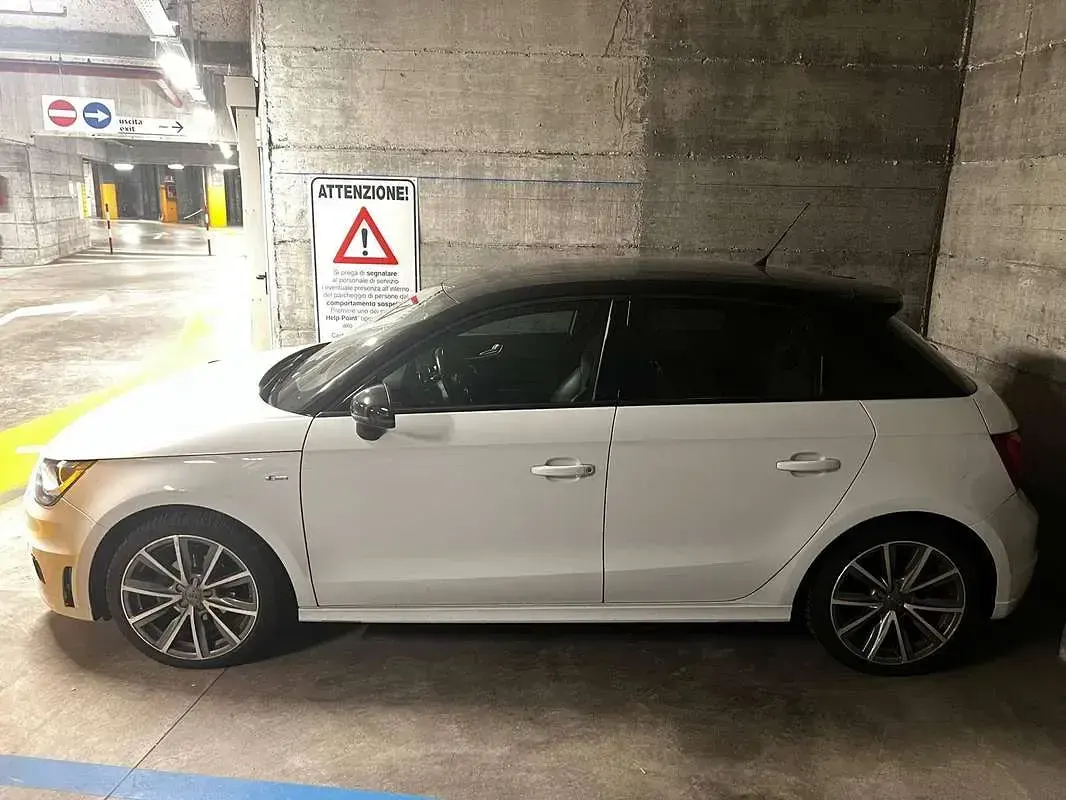 Usata Audi A1 Sportback Admired 86 CV (63 kW) 2013 Bianco Utilitaria