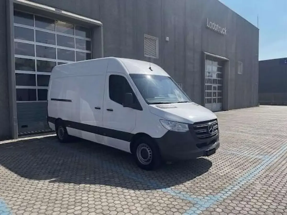 Usata Mercedes Sprinter 190 CV (139 kW) 2024 Bianco Furgone