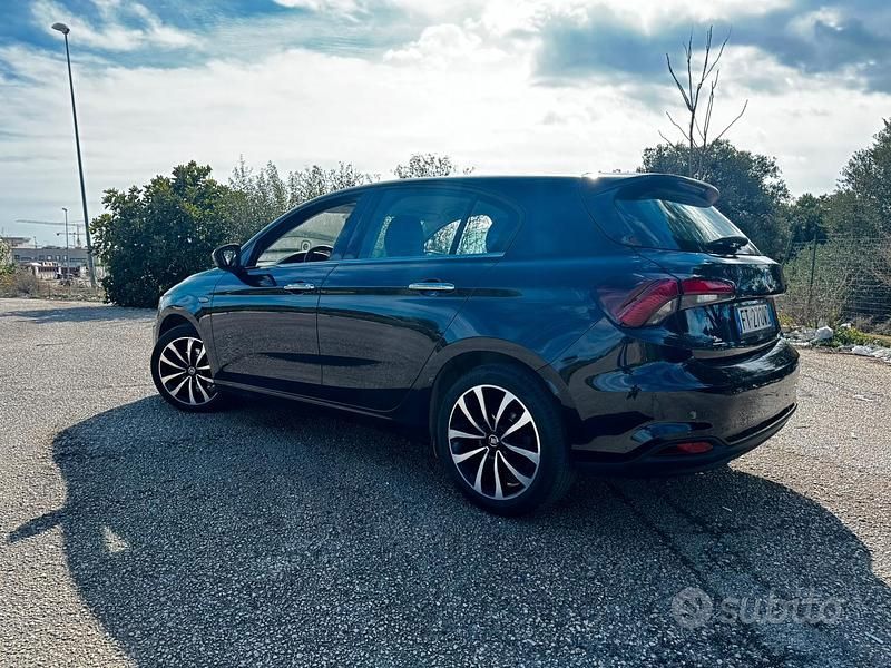 Usata Fiat Tipo 95 CV (69 kW) 2019 Nero Berlina