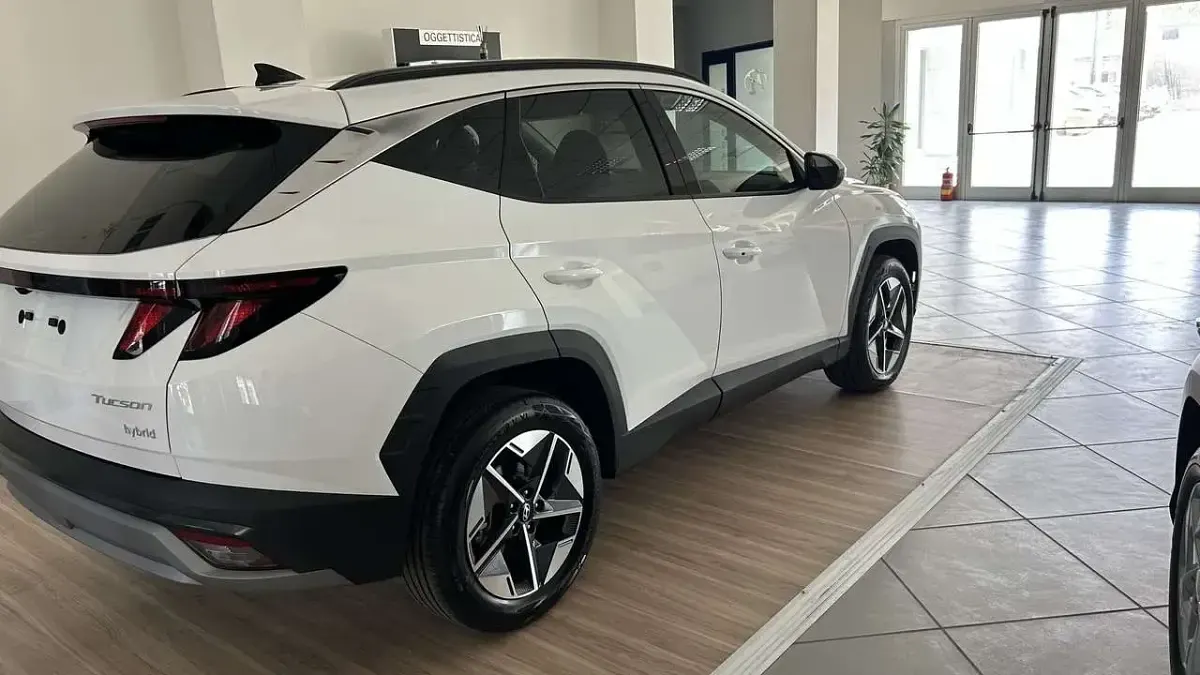 Uusi Hyundai Tucson 239 HP (175 kW) 2026 Valkoinen Katumaasturi