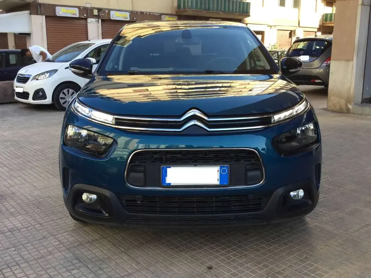 Usata Citroën C4 Shine 99 CV (72 kW) 2019 Blu/azzurro SUV