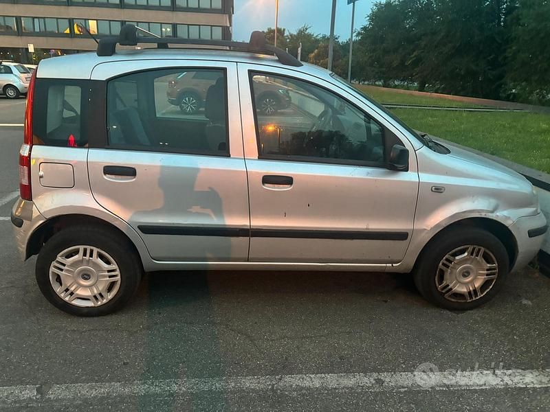 Usata Fiat Panda 77 CV (56 kW) 2007 Grigio Utilitaria