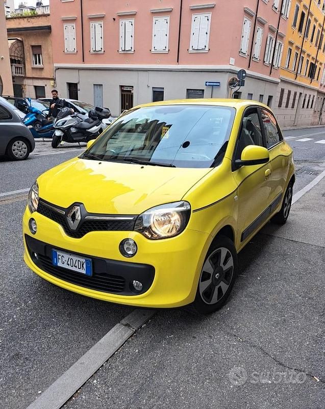 Gebraucht Renault Twingo SE 70 PS (51 kW) 2016 Gelb Kleinwagen