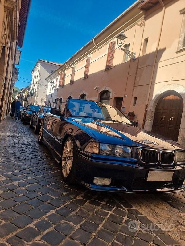 Usata BMW 318 Cabriolet 1996 Blu Cabrio