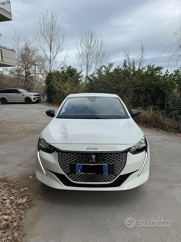 Usata Peugeot 208 100 kW (136 CV) 2023 Utilitaria