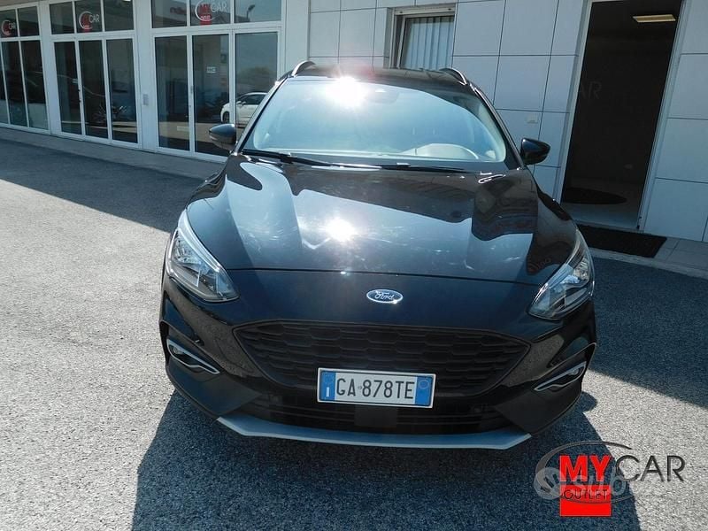 Usata Ford Focus Active 125 CV (91 kW) 2020 Nero Station wagon