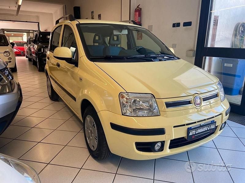Usata Fiat Panda Dynamic 60 CV (44 kW) 2010 Giallo Utilitaria