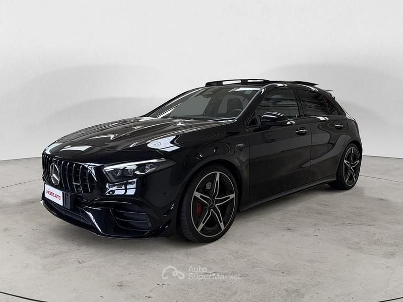 Nero Usata 2024 Mercedes A45 AMG Premium Tre volumi | 61.500 € (Buon prezzo) - Immagine 1/4