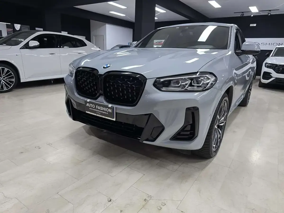 Usata BMW X4 M Sport 190 CV (139 kW) 2022 Brooklyn grey mettalic SUV