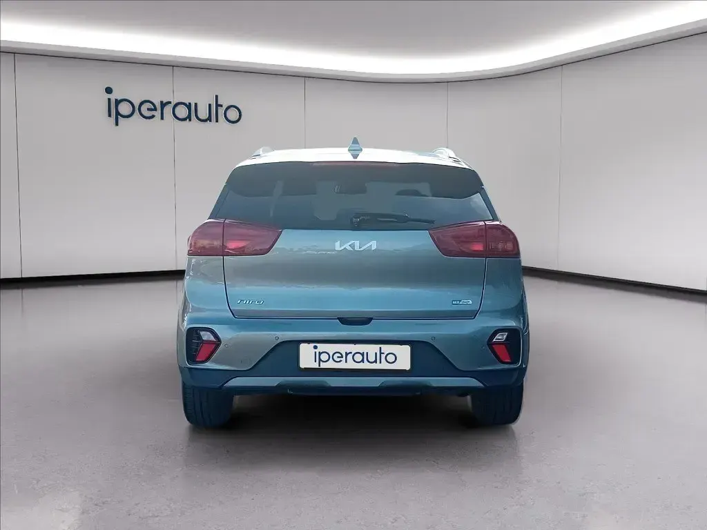 Usata Kia Niro Style 141 CV (103 kW) 2022 Grigia SUV