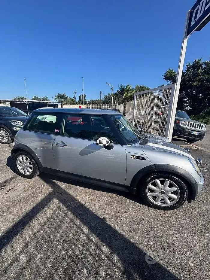 Usata Mini One D 75 CV (55 kW) 2003 Grigio Utilitaria