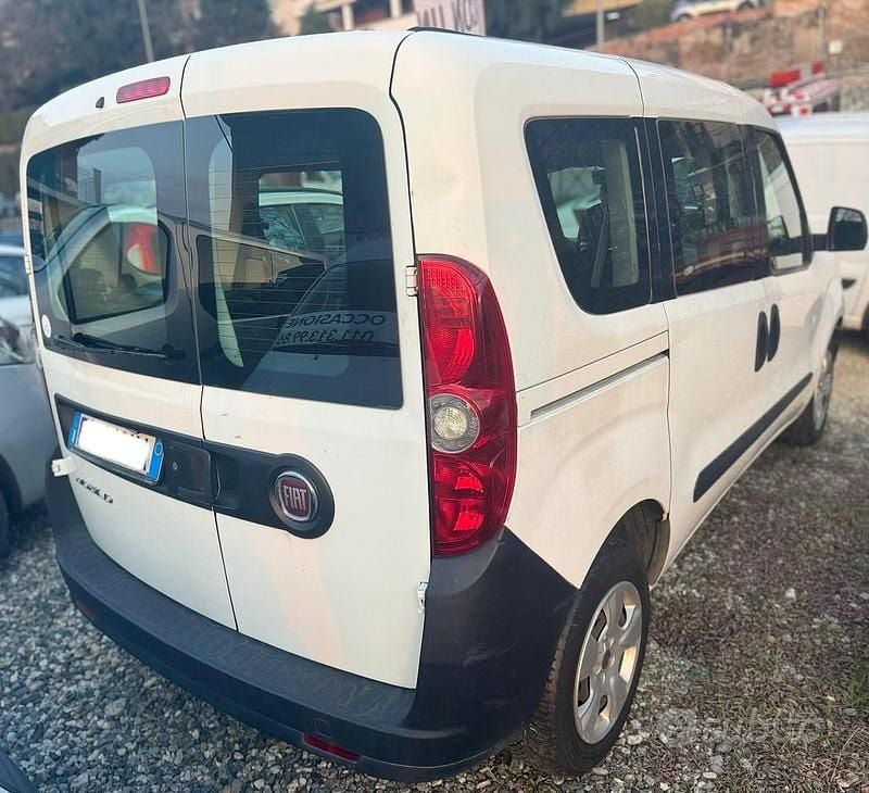 Usata Fiat Doblò 89 CV (65 kW) 2015 Bianco Monovolume