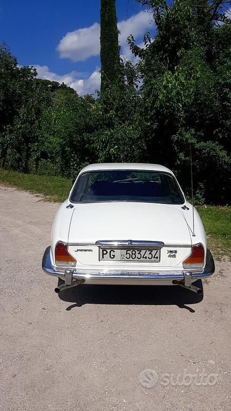 Usata Jaguar XJ6 1981 Bianco Berlina