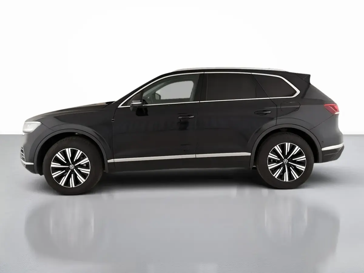Usata VW Touareg Elegance 381 CV (280 kW) 2022 Deep black perlato SUV