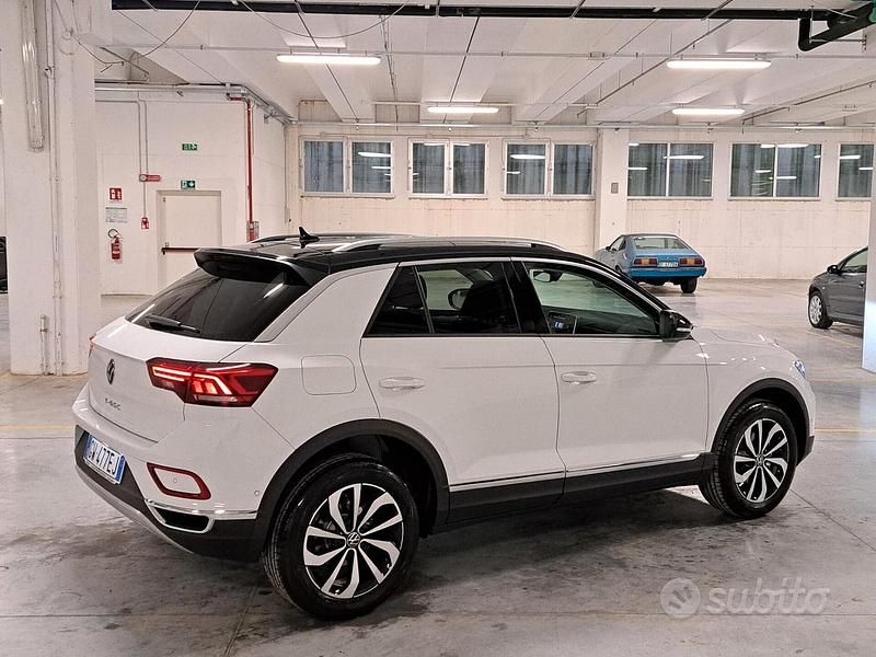 Usata VW T-Roc Style 116 CV (85 kW) 2024 Bianco SUV