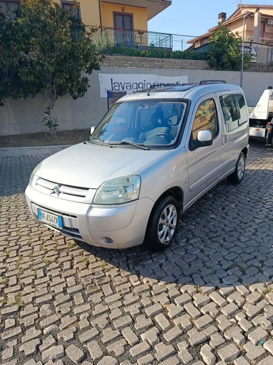 Usata Citroën Berlingo 90 CV (66 kW) 2008 Argento Monovolume