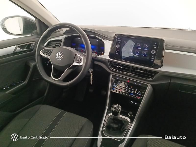 Usata VW T-Roc Life 115 CV (84 kW) 2025 Grigio SUV