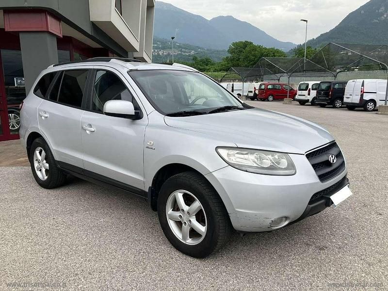 Usata Hyundai Santa Fe 155 CV (114 kW) 2009 Grigio SUV