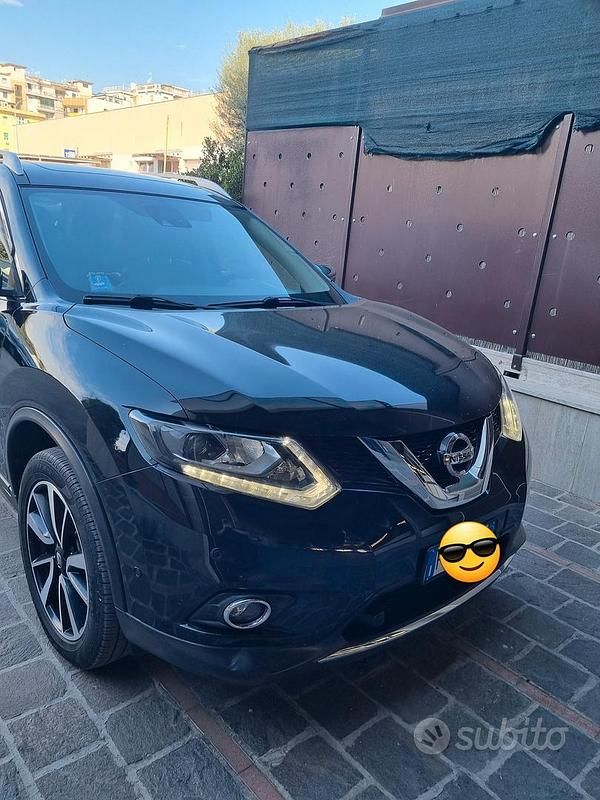 Nero Usata 2015 Nissan X-Trail SUV | 8500 € (Super prezzo) - Immagine 1/4
