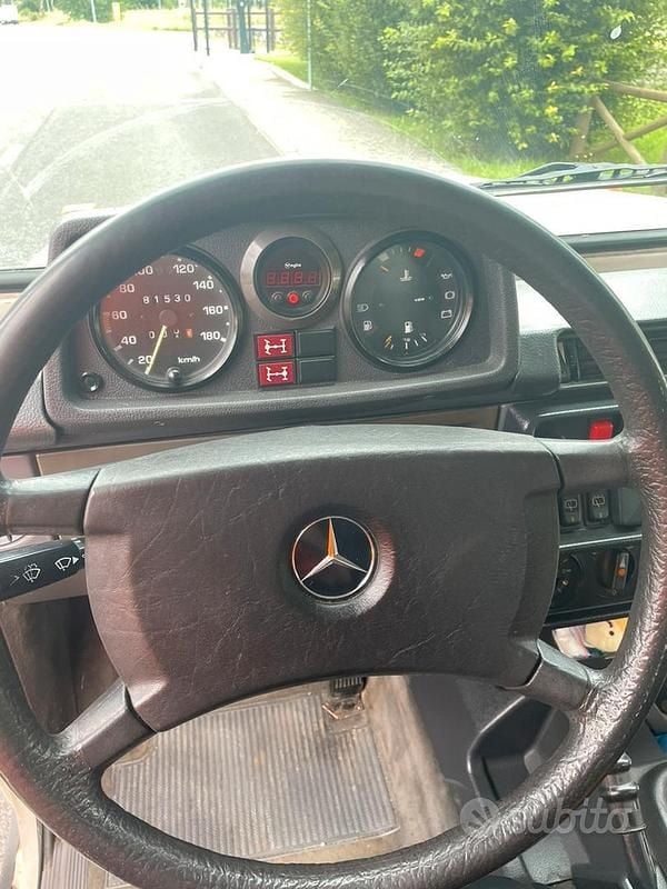 Usata Mercedes G240 72 CV (52 kW) 1986 Bianco SUV
