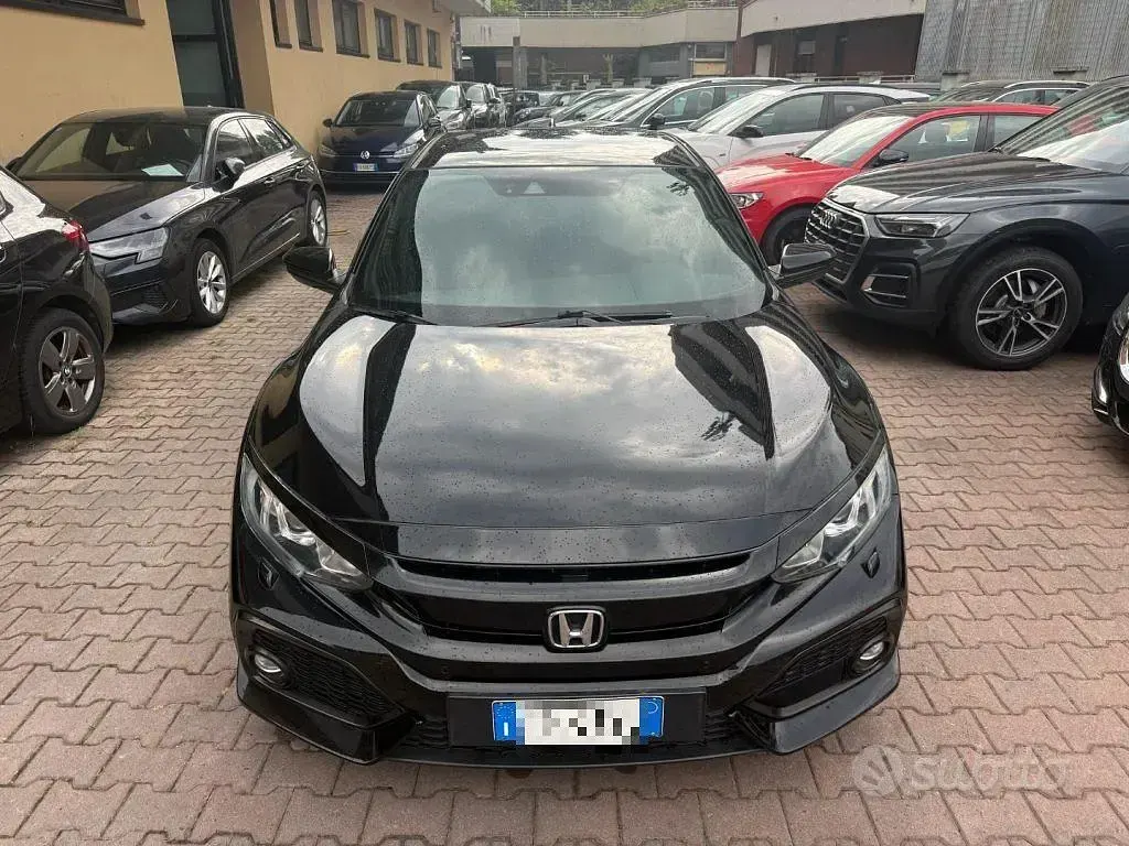 Usata Honda Civic Elegance 126 CV (92 kW) 2018 Nero Berlina