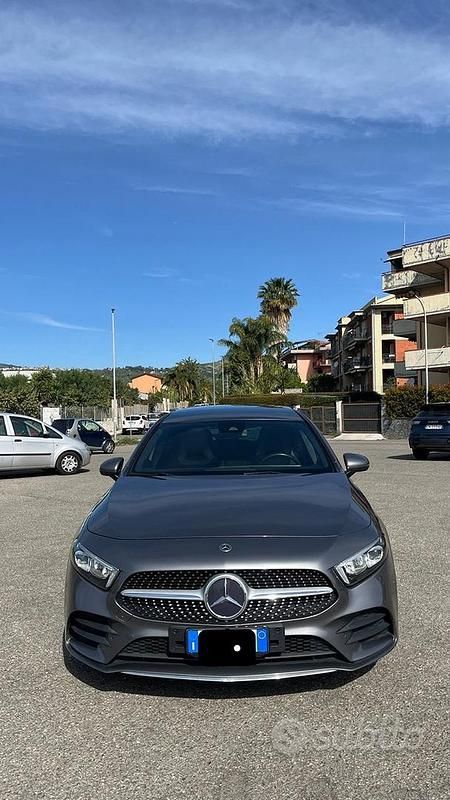 Usata Mercedes A180 2019 Grigio Berlina