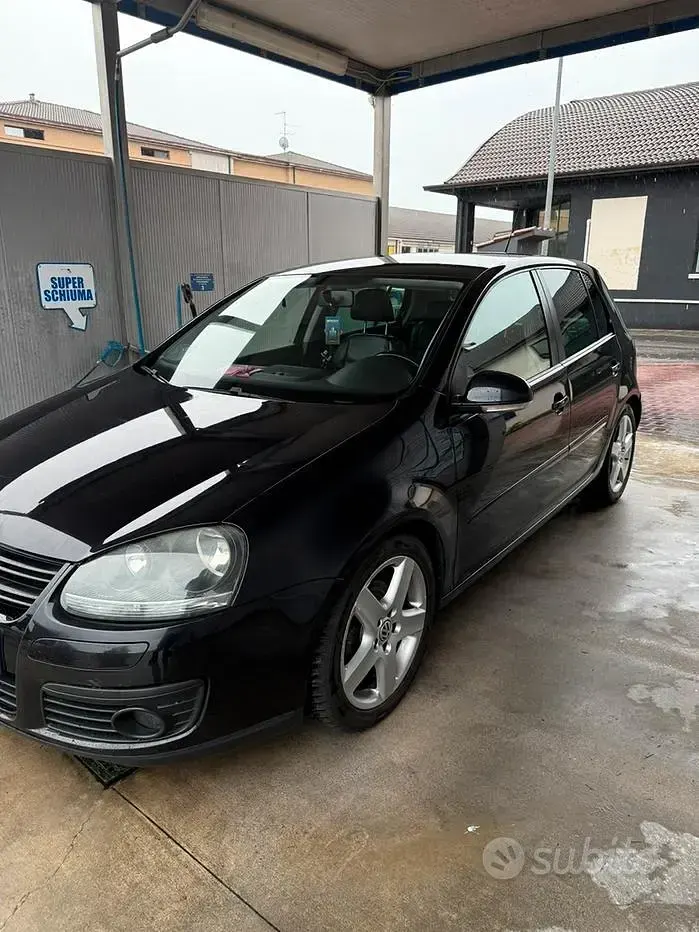 Usata VW Golf VI GT 140 CV (102 kW) 2008 Nero Utilitaria