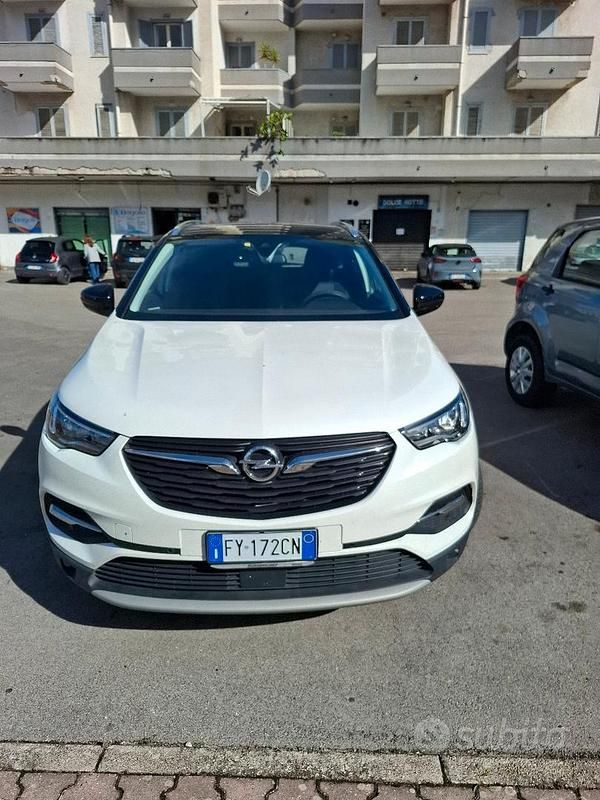 Usata Opel Grandland X Innovation 120 CV (88 kW) 2019 Bianco SUV