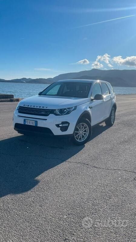 Bianco Usata 2016 Land Rover Discovery Sport SUV | 17.500 € (Buon prezzo) - Immagine 1/4