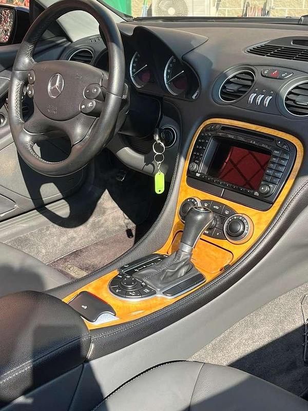 Usata Mercedes SL500 306 CV (225 kW) 2004 Nero Cabrio