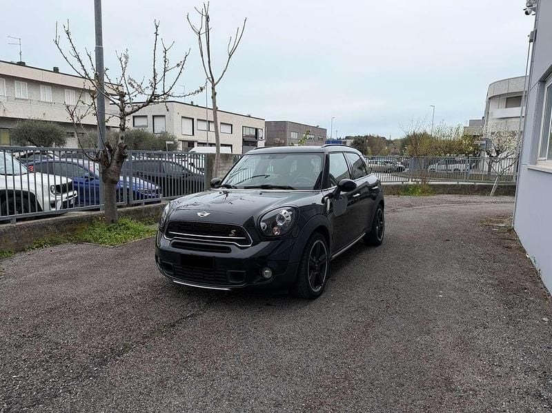 Usata Mini Cooper S Countryman 143 CV (105 kW) 2015 Nero SUV