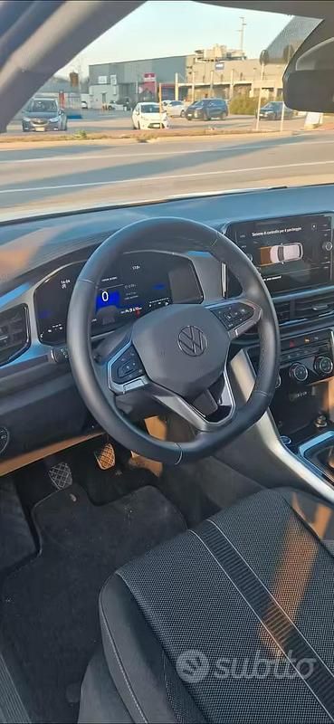 Usata VW T-Roc Edition 115 CV (84 kW) 2024 Bianco SUV